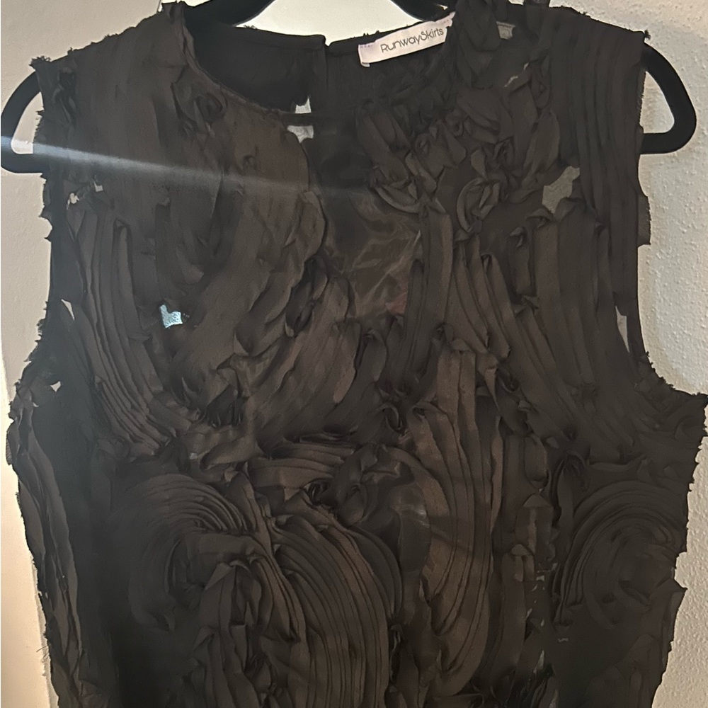 Black Textured Sleeveless Top